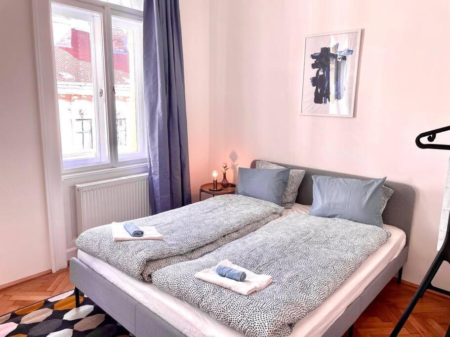 Brand New Spacious & Stylish Aptmt In City-centre Appartement *